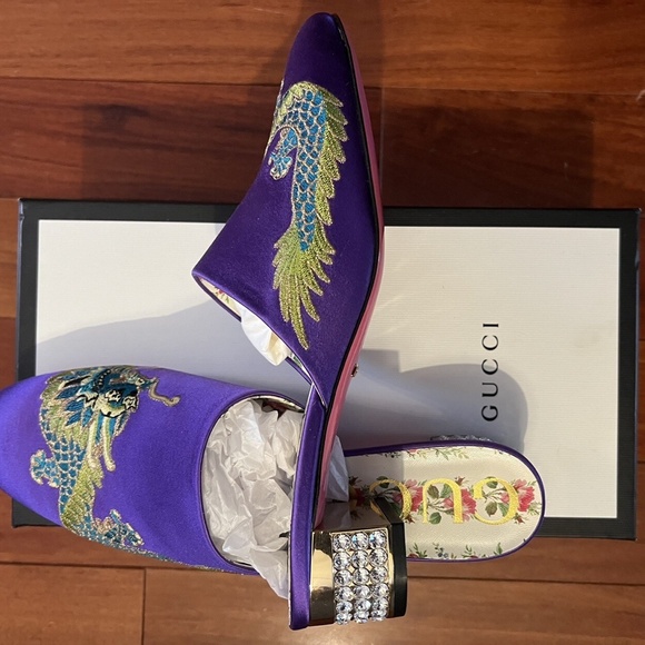 GUCCI Womens Shoes Size 39.5 Purple Dragon Embroidered Satin Crystal Heel Mules - Picture 2 of 6